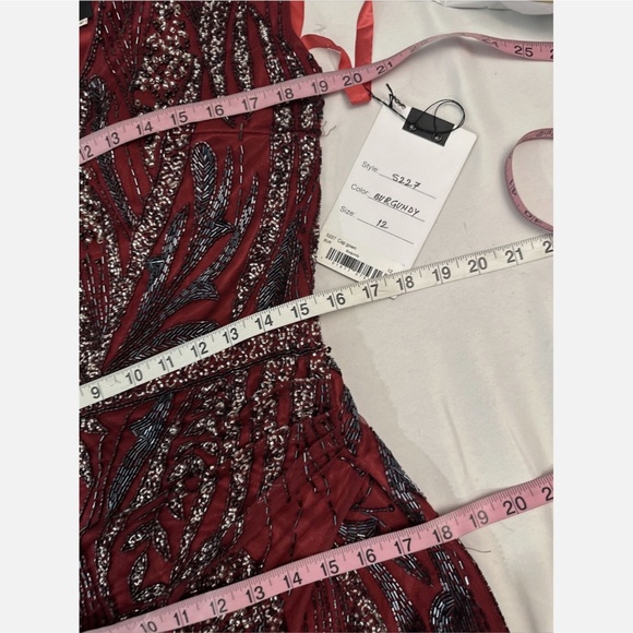 NWT $598 Mac Duggal [ 12 ] Intricate Beaded V-Neck High Slit Gown Burgundy‎ Red - Picture 4 of 15